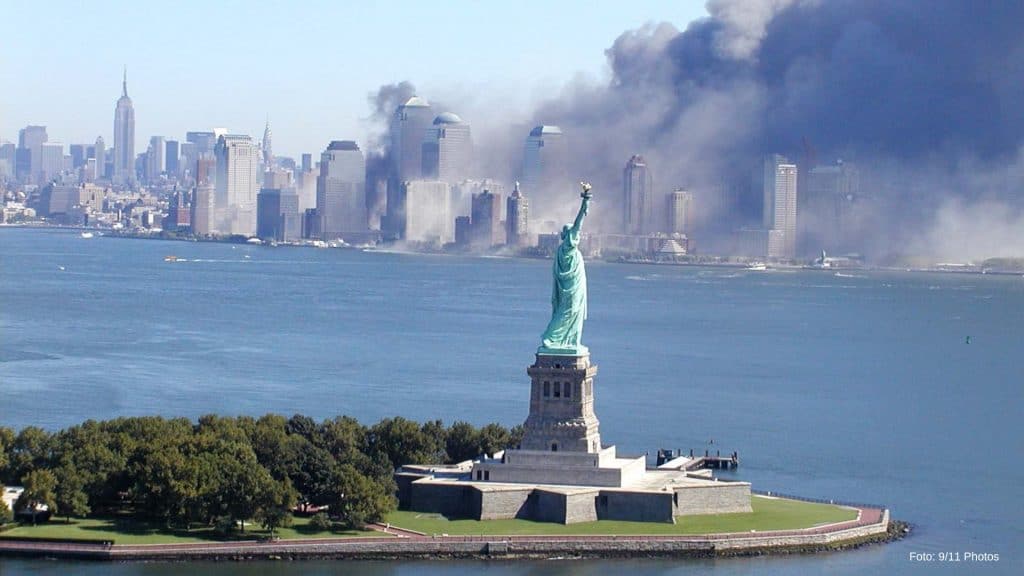 Forfatterpar på første parket til terrorangrebene på World Trade Center og Pentagon ﻿